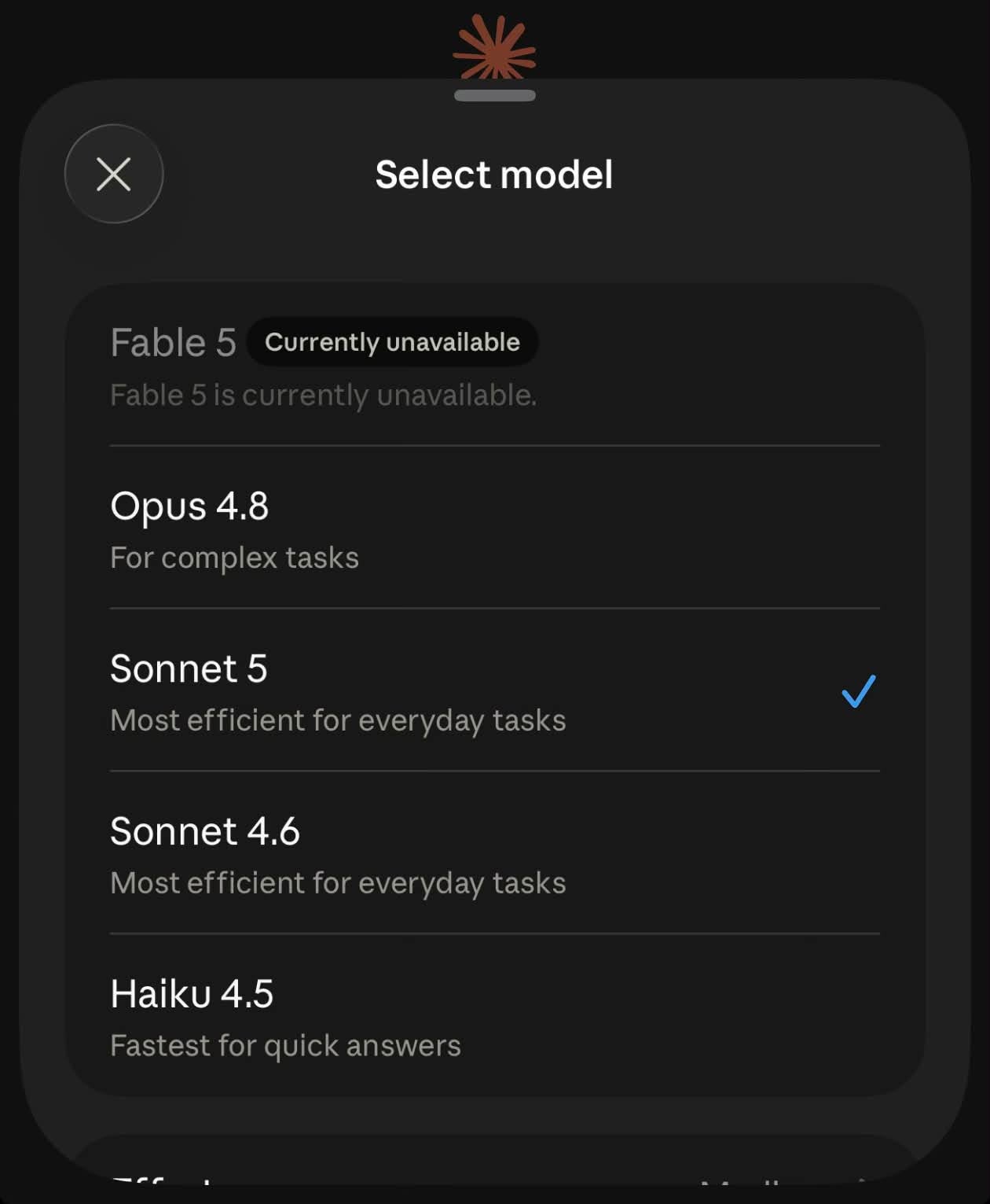 Claude App 的模型選單：Fable 5 顯示 Currently unavailable，Sonnet 5 已選取